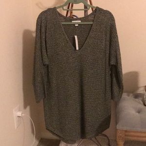 NWT sweater pullover